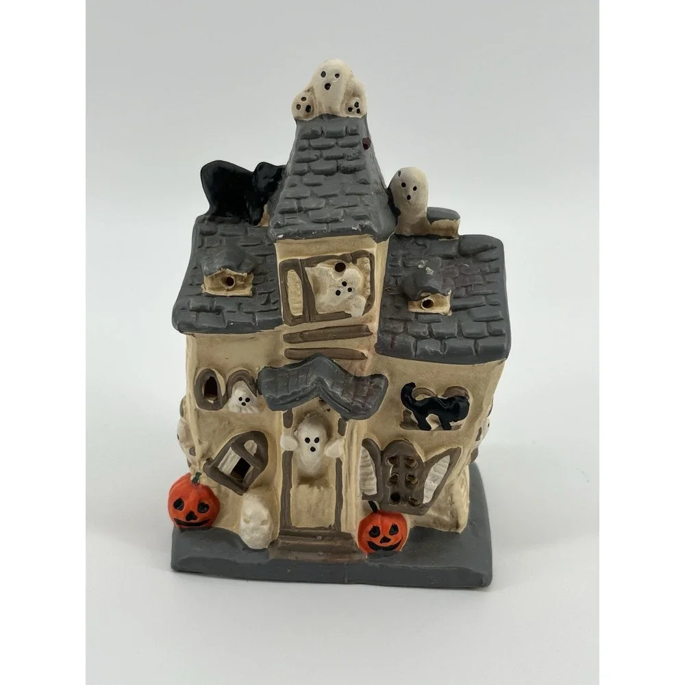 Vintage‎ Pacific Rim #8062 Electrified Ceramic Ivory Ghost House No Light